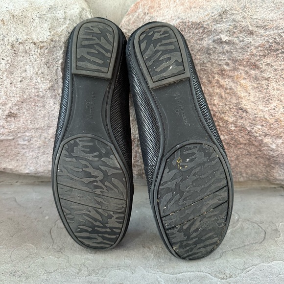 Anne Klein black loafers with silver hardware. Sz 8, EUC - Picture 4 of 4